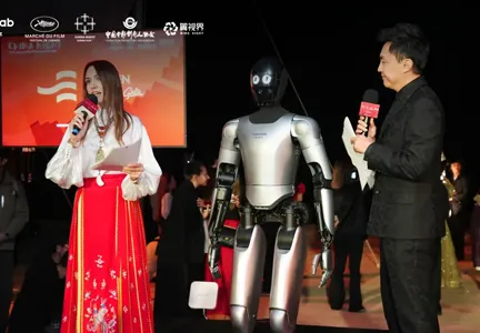 Dual-Hand Precision Service on the World Stage: MagicBot Gen1 Pours Drinks and Greets Guests at Cannes