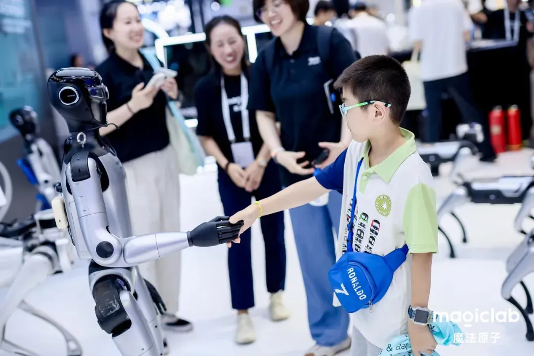 MagicDog Brings Companionship Home: Consumer Quadruped Debuts Voice- and App-Controlled Family Interaction MagicDog Brings Companionship Home: Consumer Quadruped Debuts Voice- and App-Controlled Family Interaction